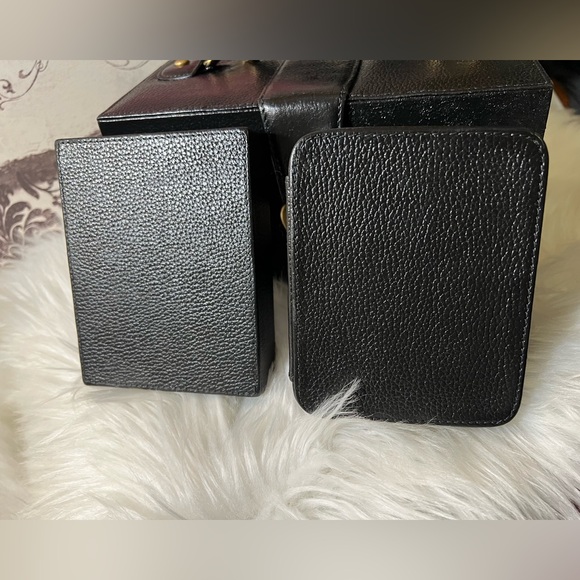 Juicy Couture Train Case - Picture 2 of 16